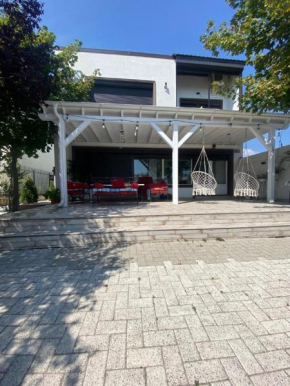 Vila Ammos Mamaia Sea View